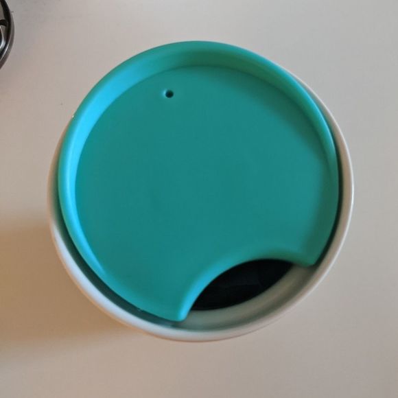 N.W.T's Seattle Starbucks Coffee Tumbler. - Picture 8 of 8